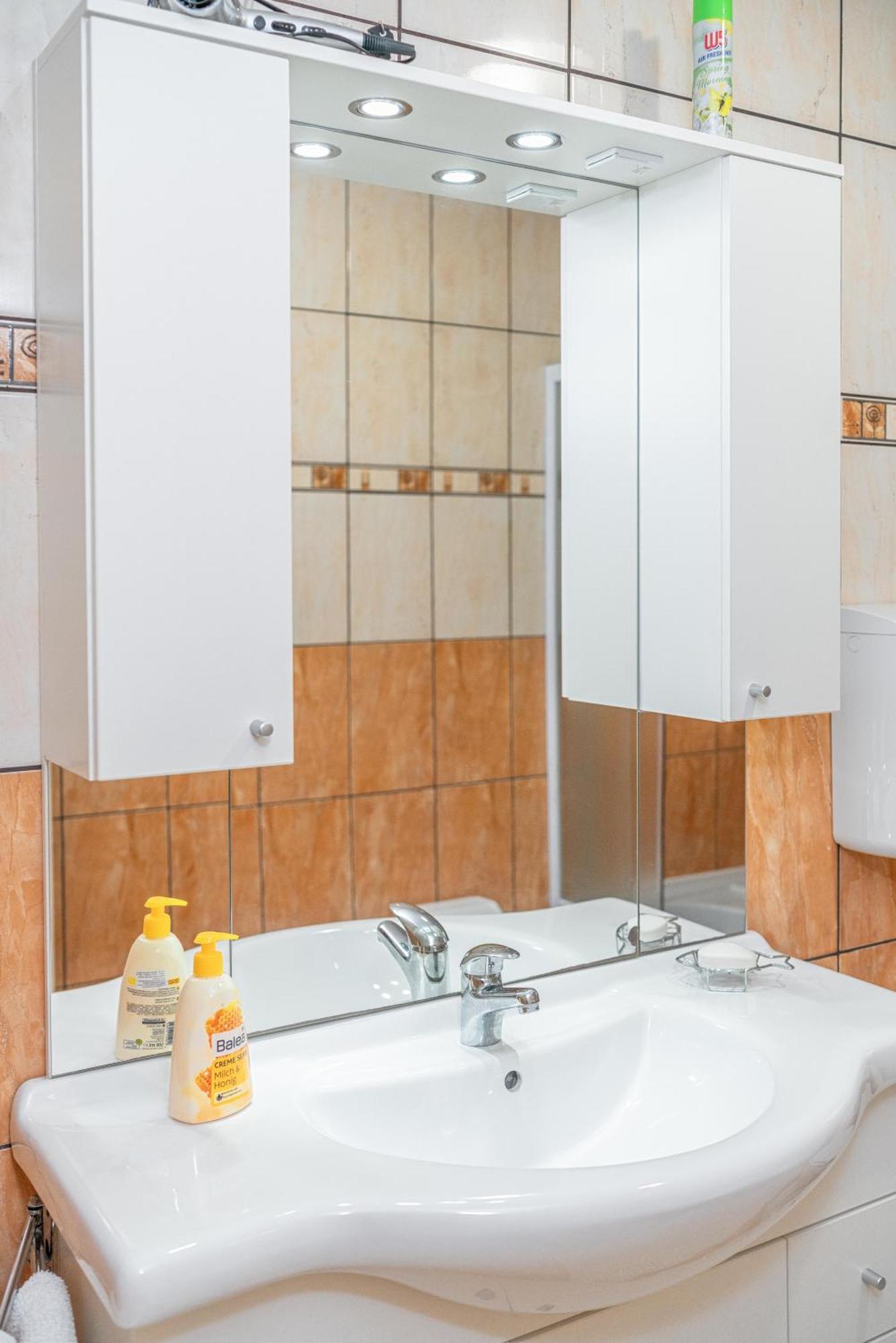 Adria Sun Apartments Водице Стая снимка