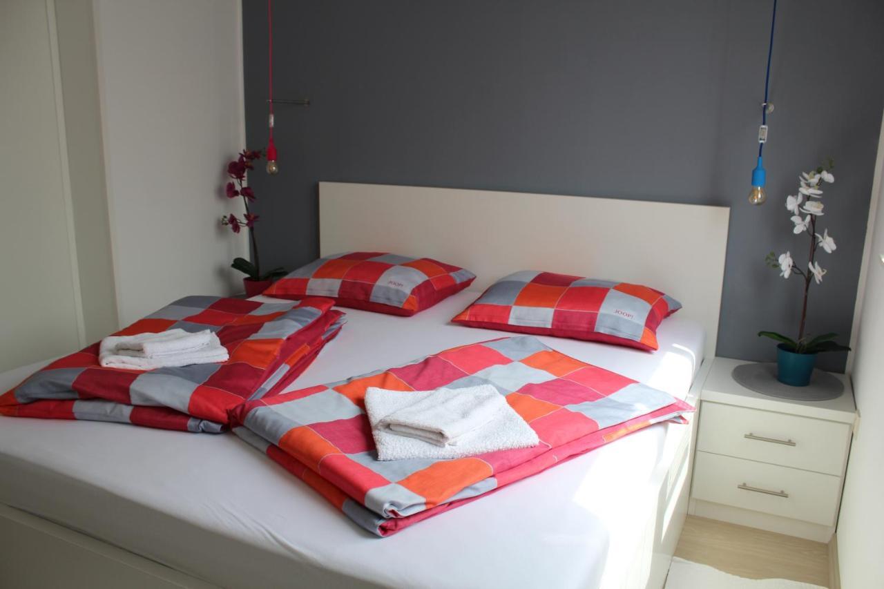 Adria Sun Apartments Водице Екстериор снимка